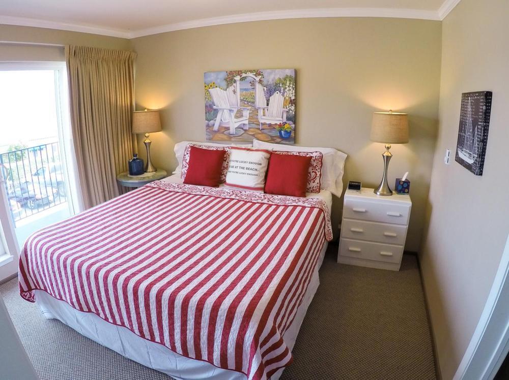 Capitola Beach Suites Bagian luar foto
